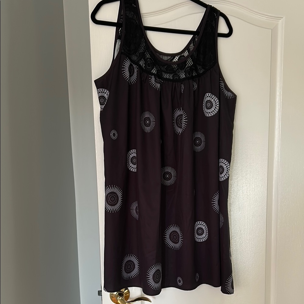 Dress with lace top